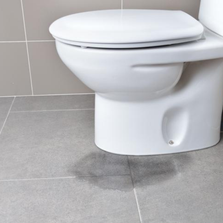 100% silicone caulk for Toilet Base
